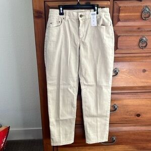 Chico’s NWT Women’s Tan Boyfriend Platinun Jeans, Size 0 Chico’s, Size 4 US.